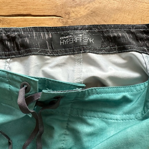 O'Neill Hyperfreak Board Shorts - Picture 3 of 4